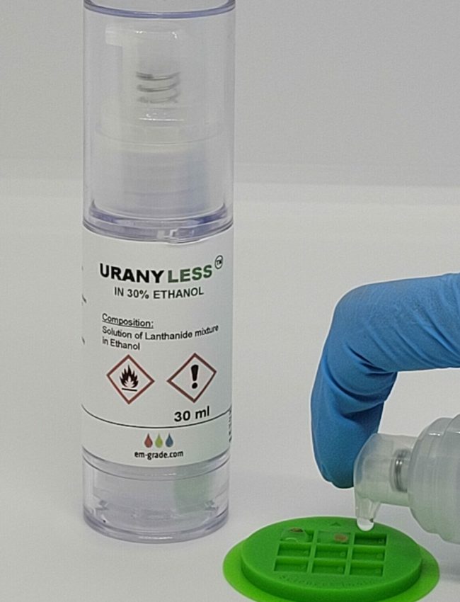 airless bottle of uranyless in 30% ethanol